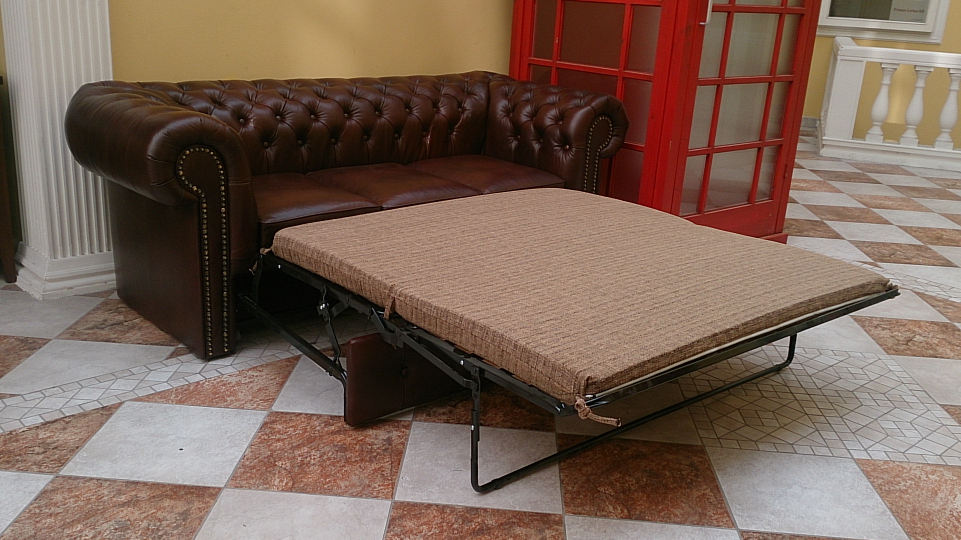 Schlafsofa Chesterfield Style